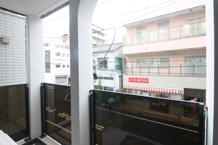 物件内観写真20　(室内からの展望)