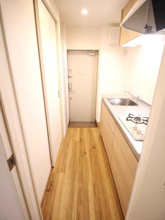 物件内観写真11　(廊下)