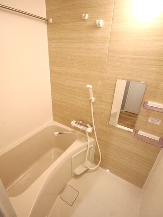 物件内観写真13　(バス／シャワールーム等)