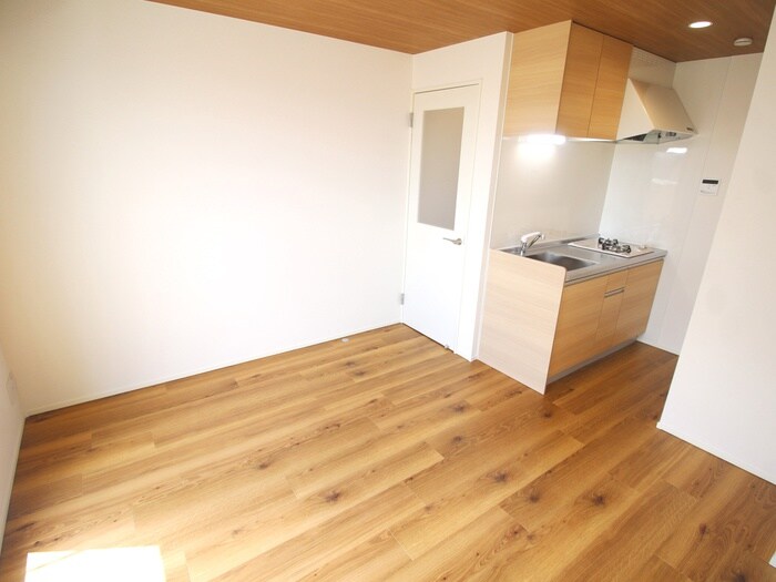 物件内観写真20　(室内からの展望)