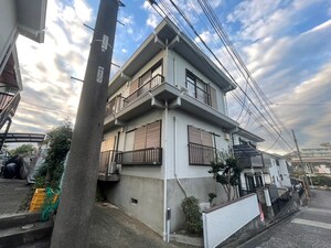 ハイツ・サンパーク外観写真