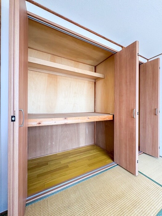 物件内観写真12　(収納)