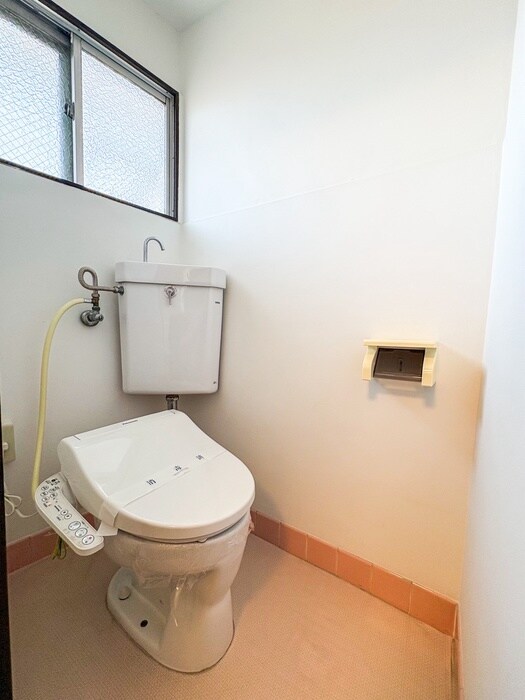 物件内観写真17　(トイレ)