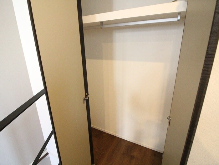 物件内観写真12　(収納)