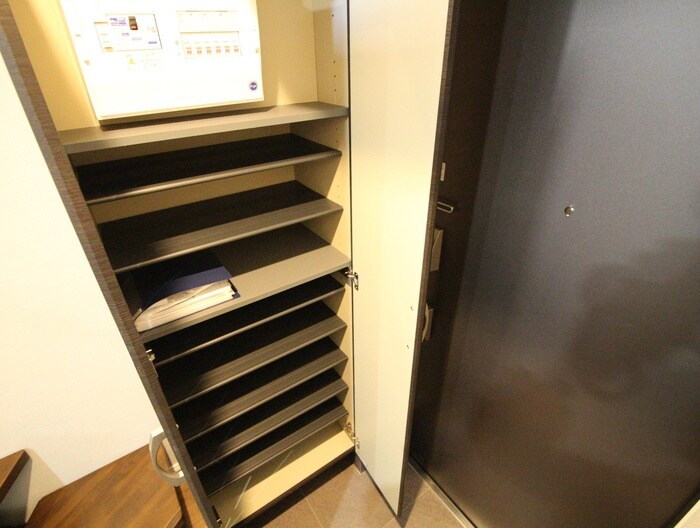 物件内観写真14　(靴箱)