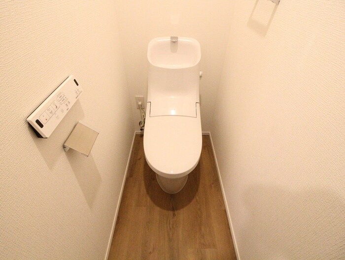 物件内観写真15　(トイレ)