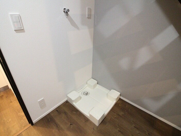 物件内観写真17　(洗濯機置場)