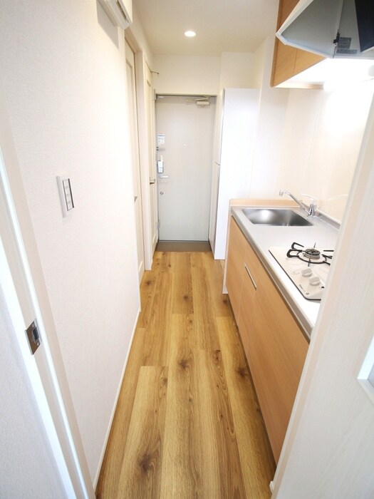 物件内観写真11　(廊下)