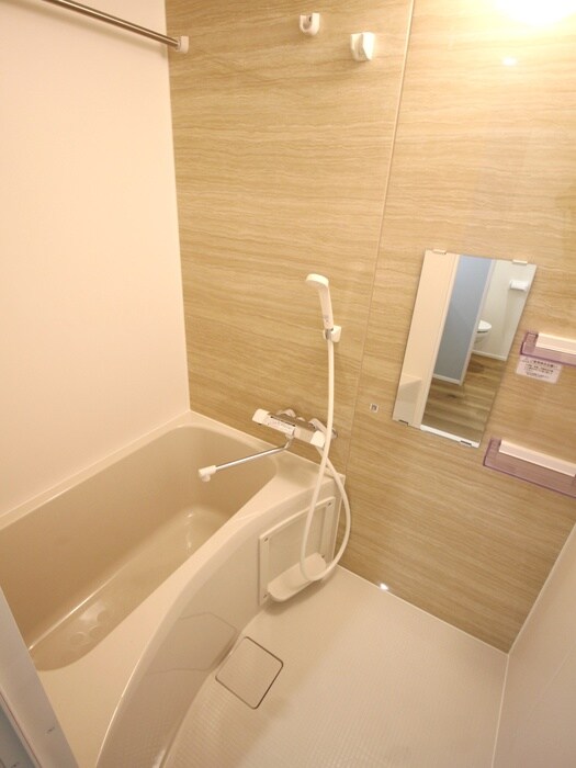 物件内観写真12　(バス／シャワールーム等)