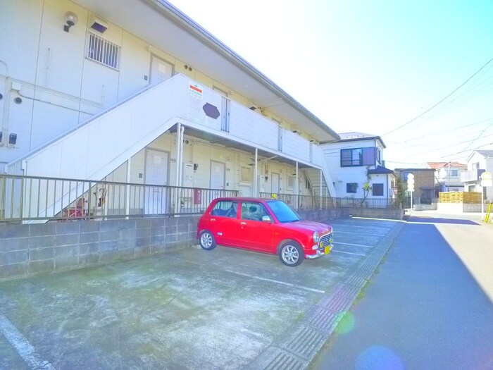 ボン・エトワールの駐車場