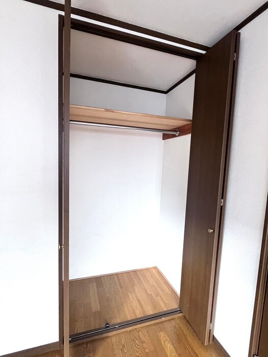 物件内観写真6　(収納)