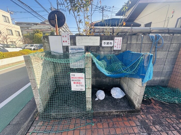 物件外観写真4　(建物設備)