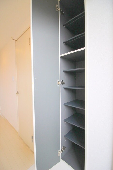 物件内観写真8　(靴箱)