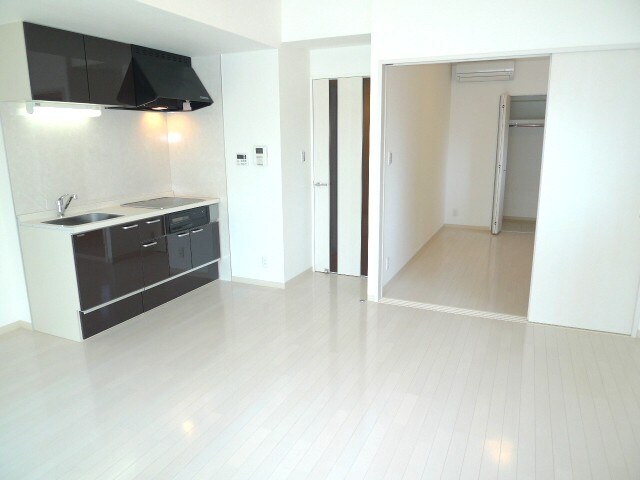 物件内観写真15　(居室)