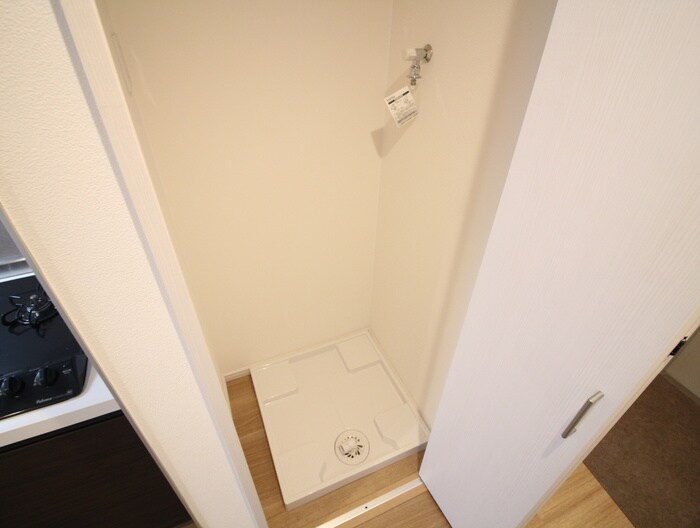 物件内観写真20　(洗濯機置場)