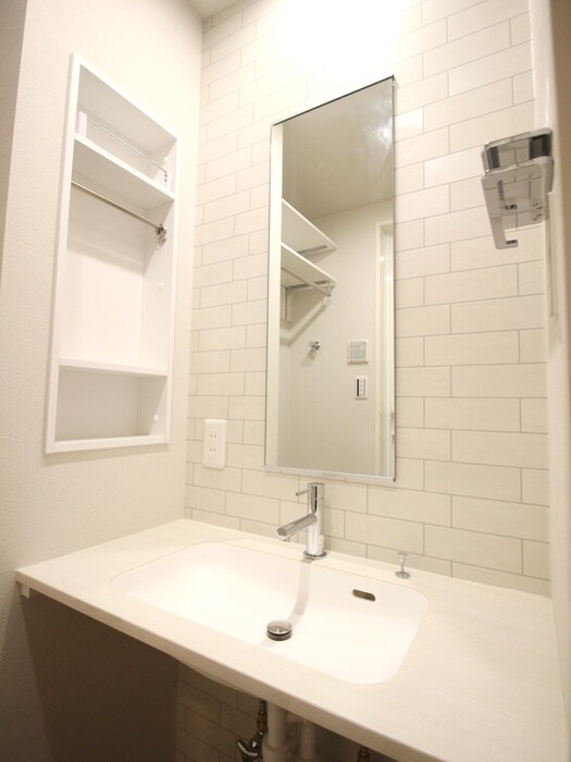 物件内観写真13　(洗面)