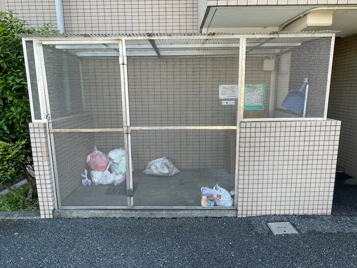 物件外観写真6　(建物設備)