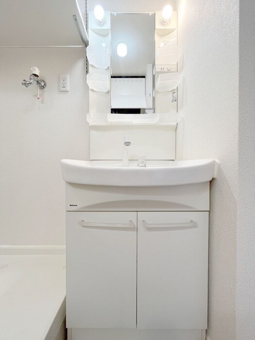 物件内観写真11　(洗面)