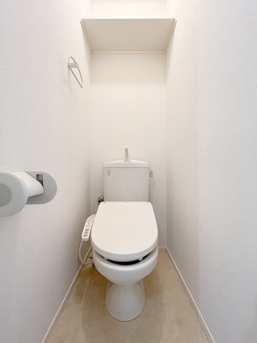 物件内観写真14　(トイレ)