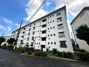左近山団地３街区２２号棟(202)外観写真