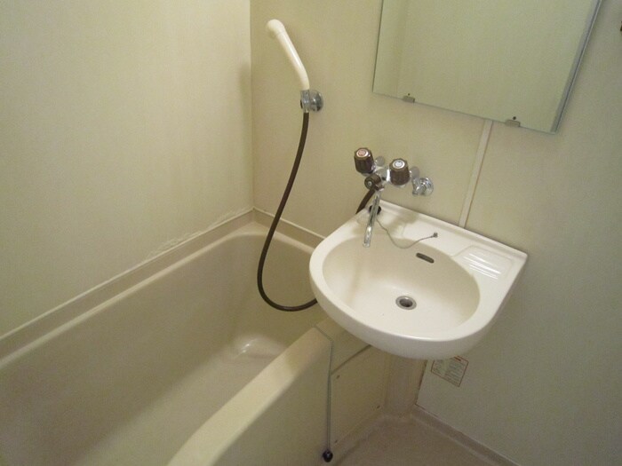 物件内観写真12　(バス／シャワールーム等)