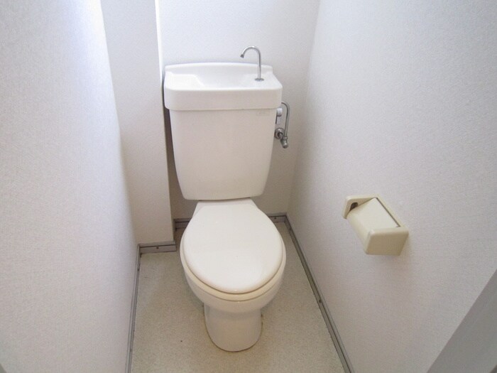 物件内観写真13　(トイレ)