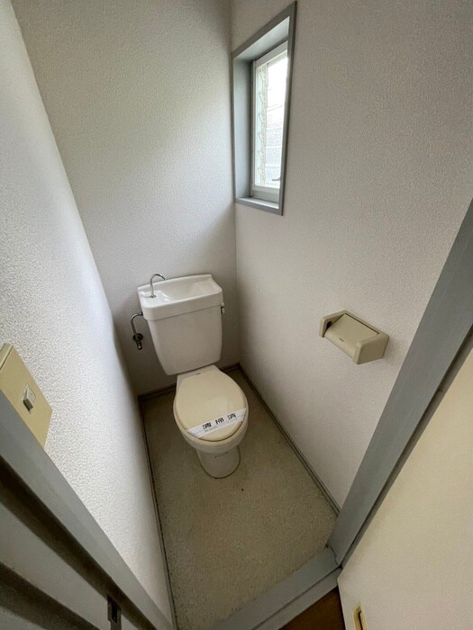 物件内観写真16　(トイレ)