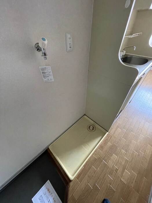 物件内観写真21　(洗濯機置場)