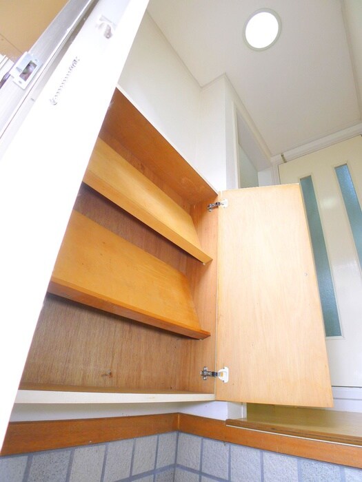 物件内観写真17　(靴箱)