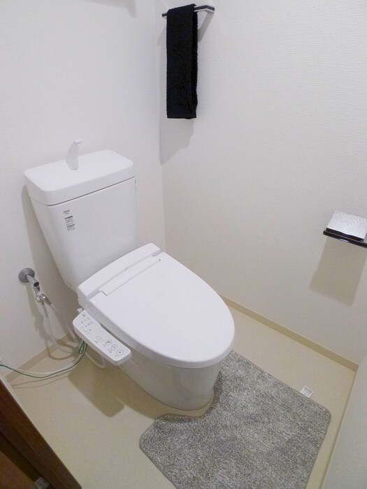 物件内観写真15　(トイレ)