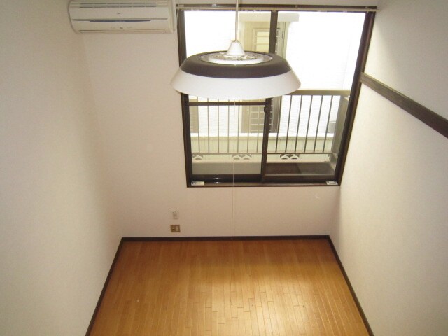 物件内観写真16　(居室)