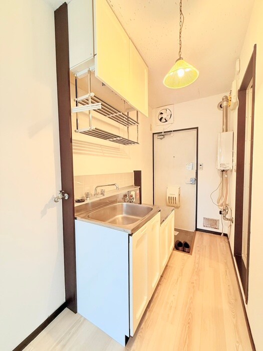 物件内観写真16　(廊下)