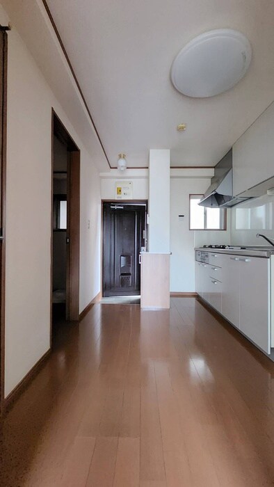 物件内観写真20　(廊下)