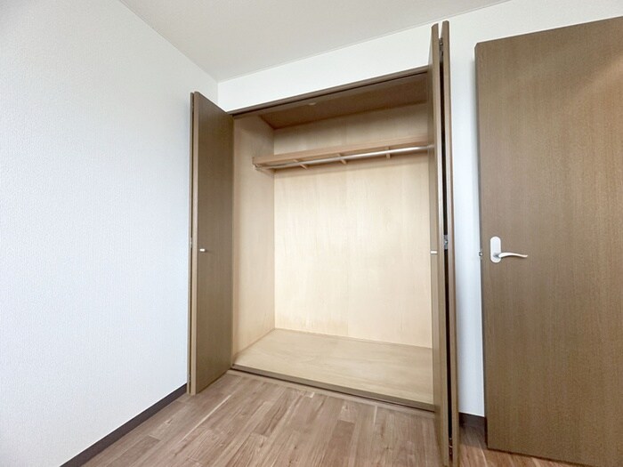 物件内観写真22　(収納)