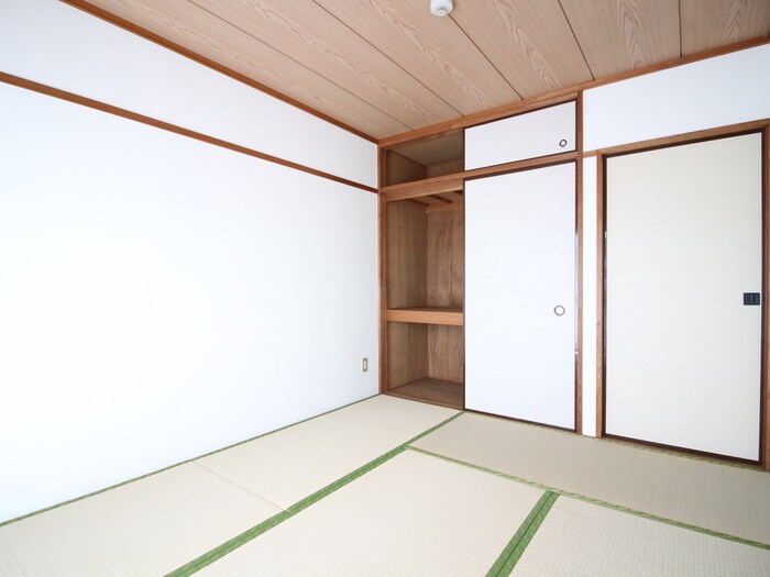 物件内観写真9　(収納)