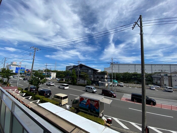 物件内観写真16　(室内からの展望)