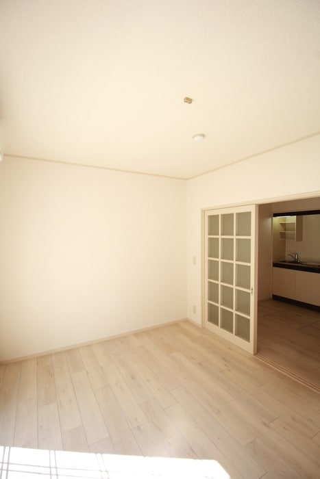 物件内観写真15　(居室)