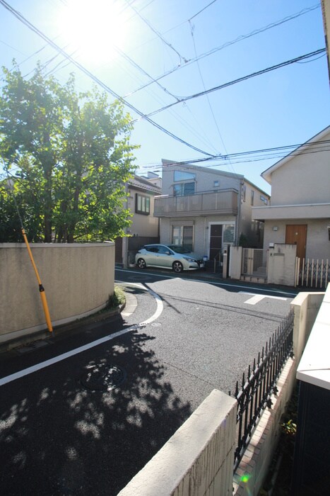 物件内観写真19　(室内からの展望)