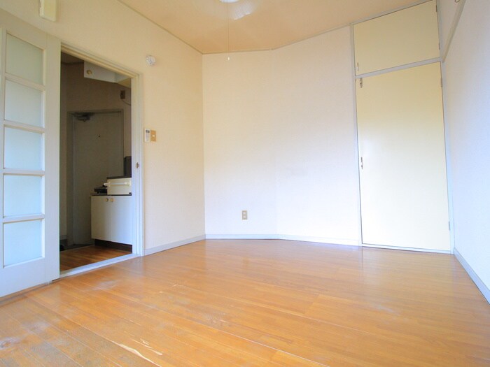 物件内観写真9　(居室)