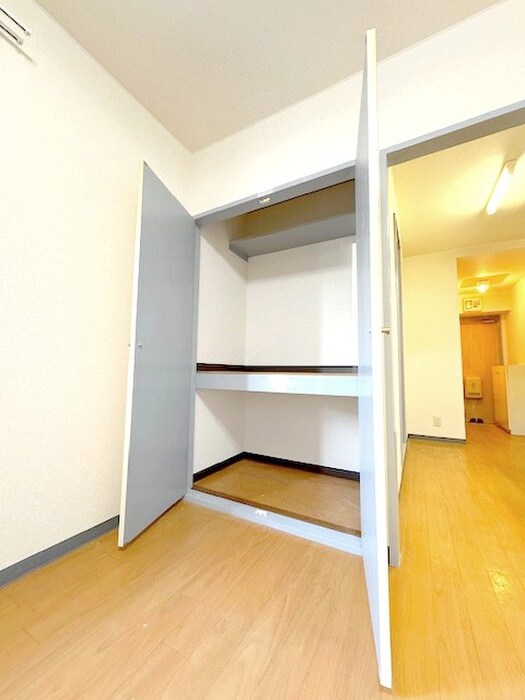 物件内観写真10　(収納)