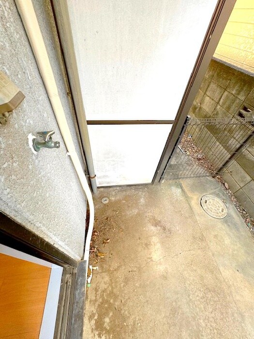 物件内観写真21　(洗濯機置場)