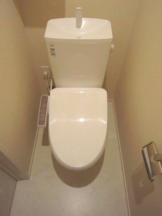 物件内観写真13　(トイレ)