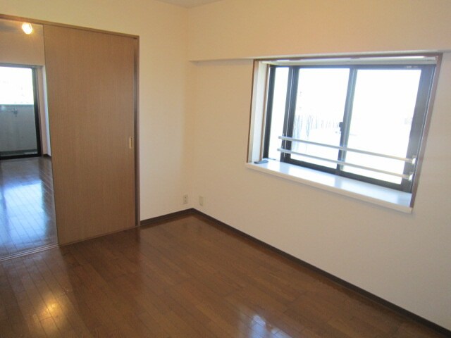 物件内観写真11　(居室)