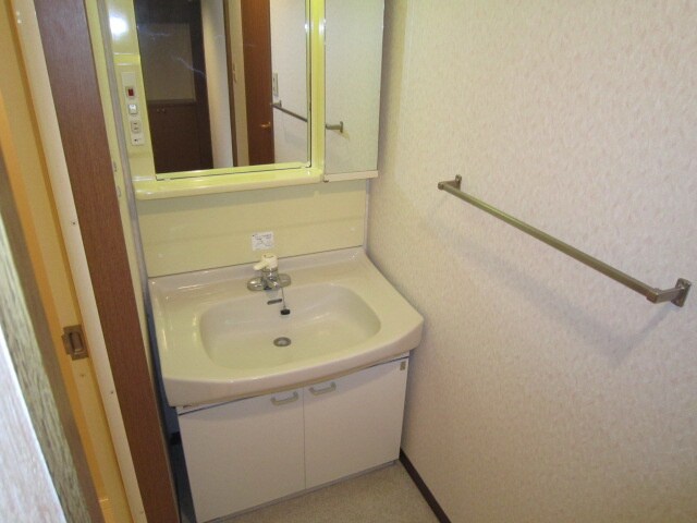 物件内観写真13　(洗面)