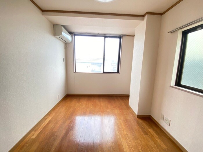 物件内観写真22　(居室)