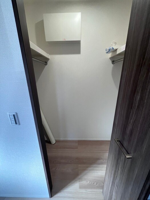 物件内観写真9　(収納)