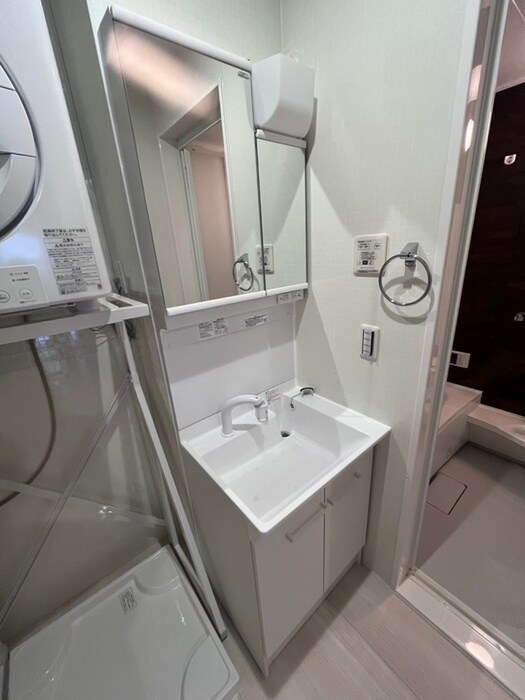 物件内観写真12　(洗面)