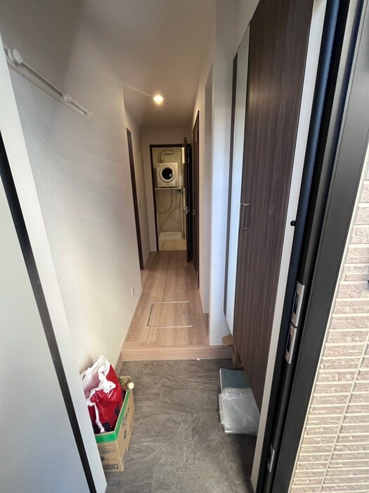 物件内観写真15　(玄関)