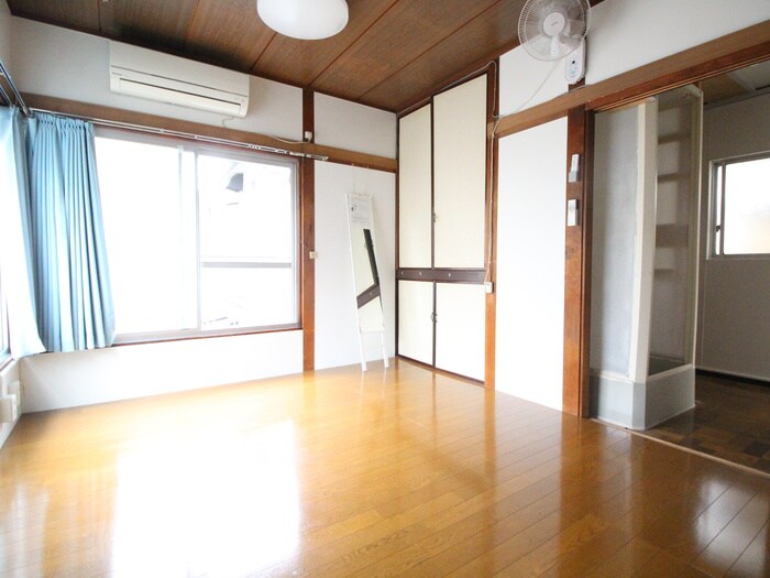 物件内観写真8　(居室)