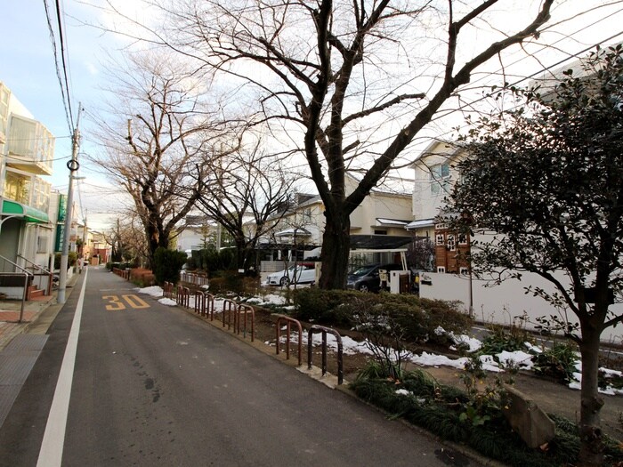 物件外観写真6　(周辺環境)